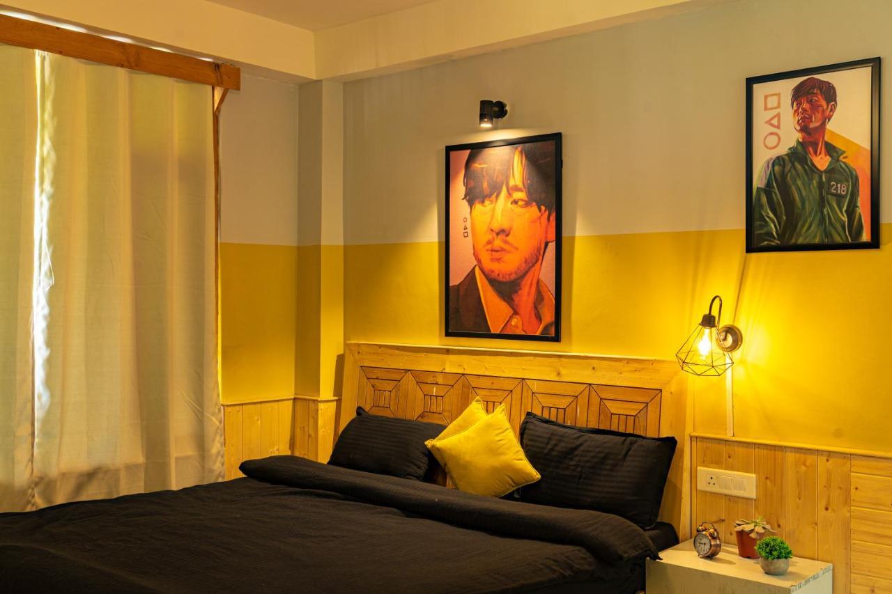 Whoopers Hostel Manali Esterno foto