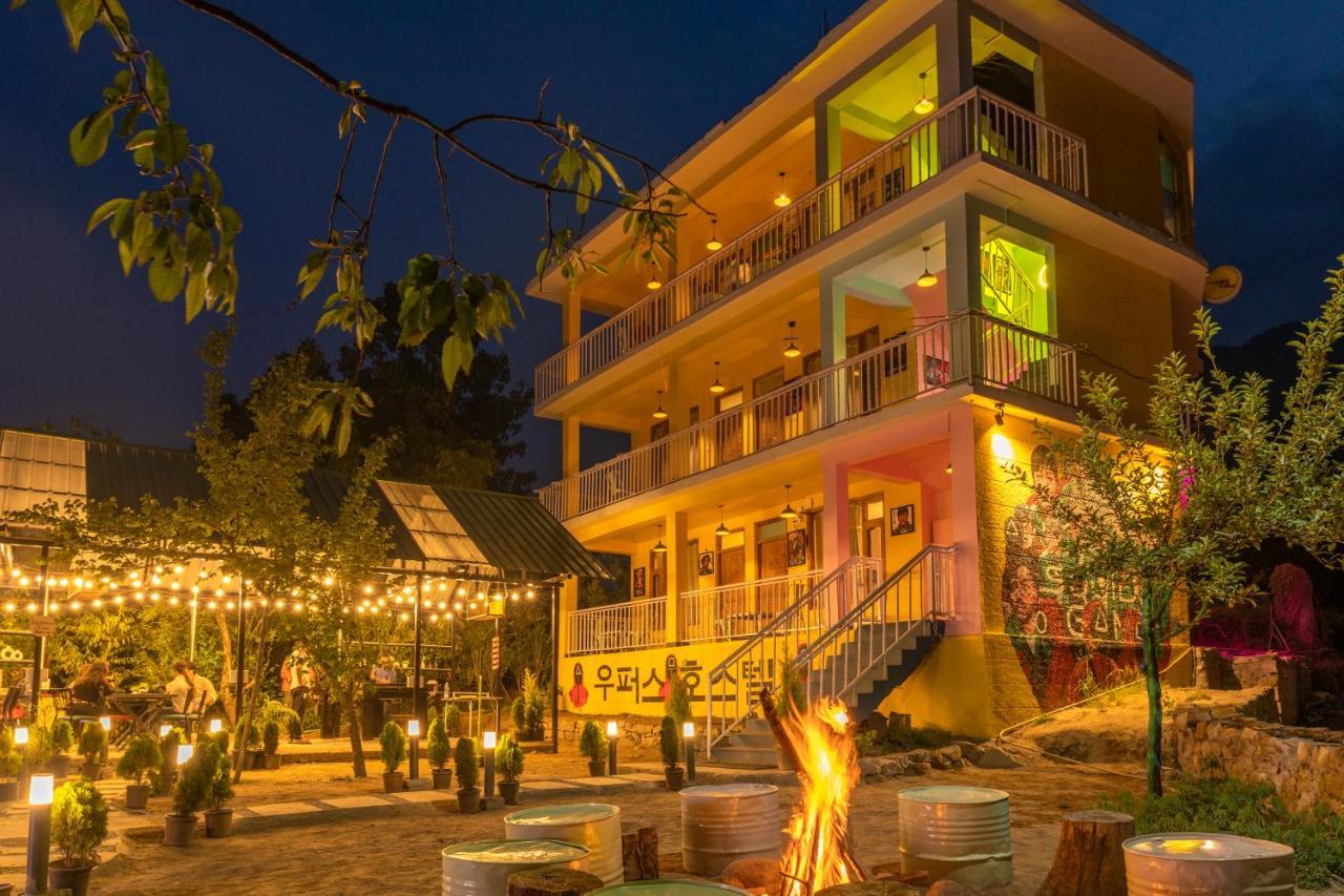 Whoopers Hostel Manali Esterno foto