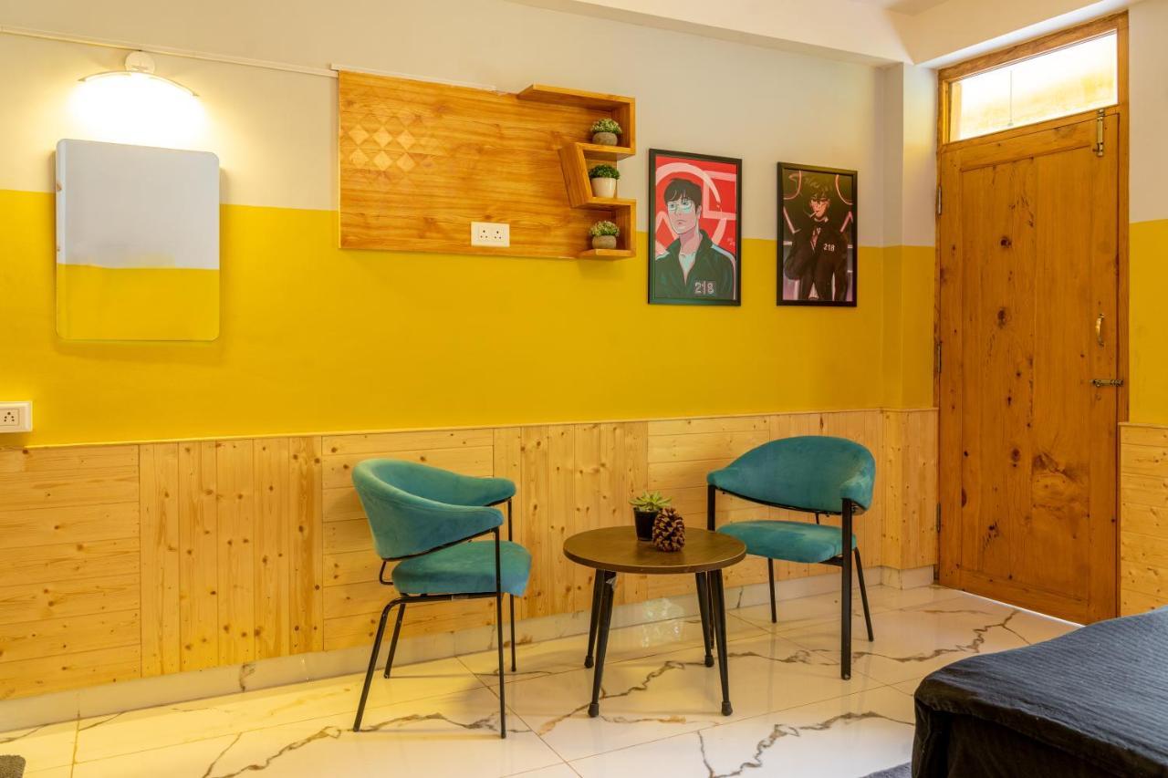 Whoopers Hostel Manali Esterno foto