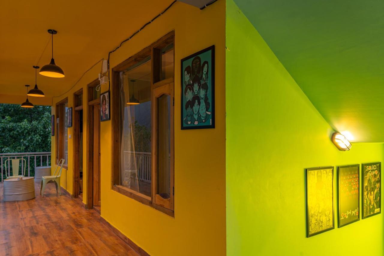 Whoopers Hostel Manali Esterno foto